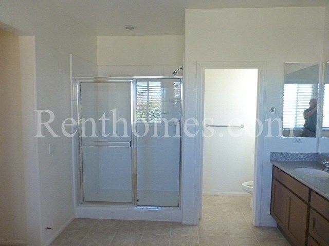Building Photo - 10527 Stony Ridge Way