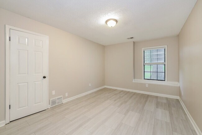 Building Photo - 5095 Autumn Morning Ln