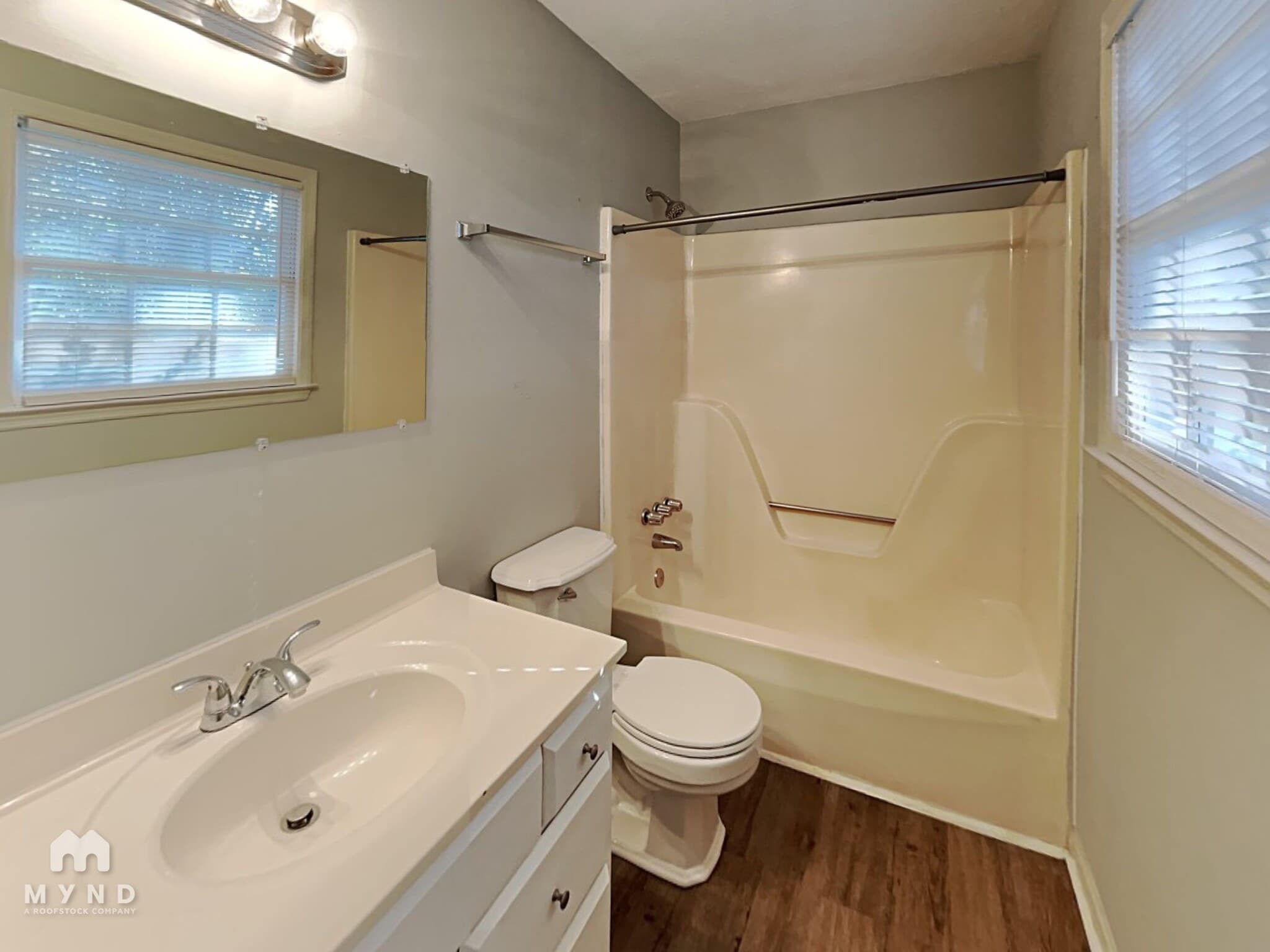 Building Photo - 421 Cabriolet Ct