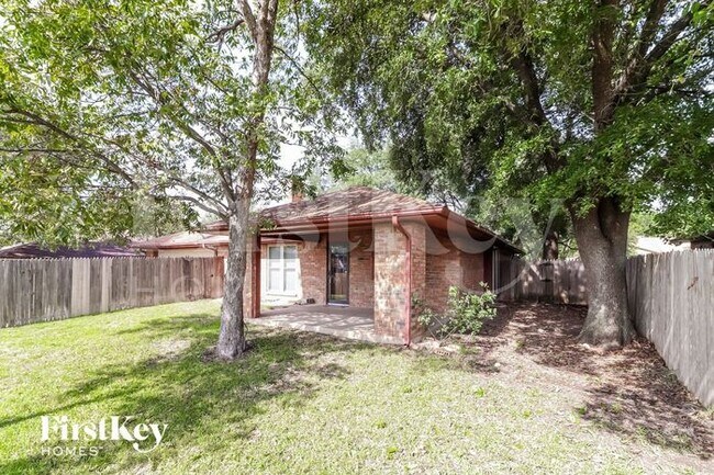 Building Photo - 718 Bordner Dr