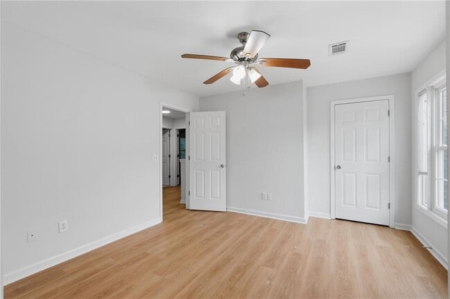 Building Photo - 620 Brook Landing Ct