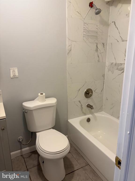 Building Photo - 75 Jersey St