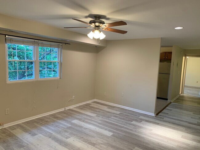 Building Photo - 11908 Tarragon Rd