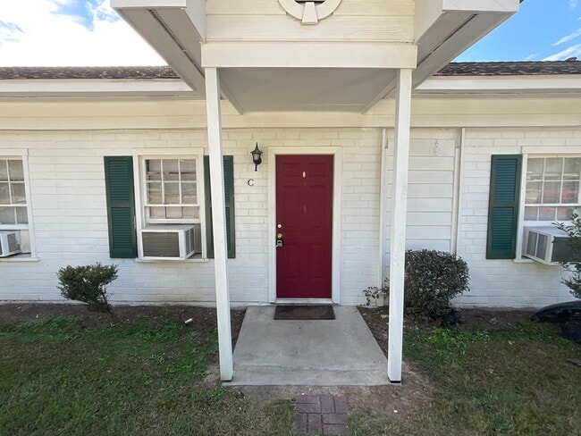 Primary Photo - 601 Tisdale St