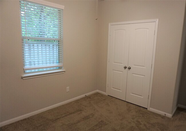 Building Photo - 12950 Shady Grove Ln
