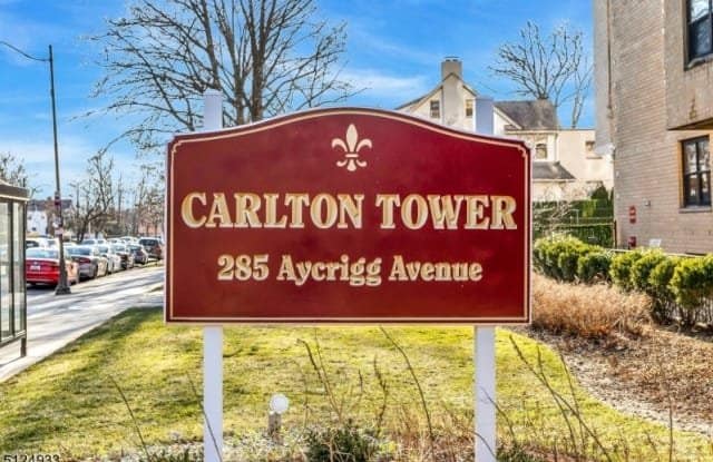 Building Photo - 285 Aycrigg Ave