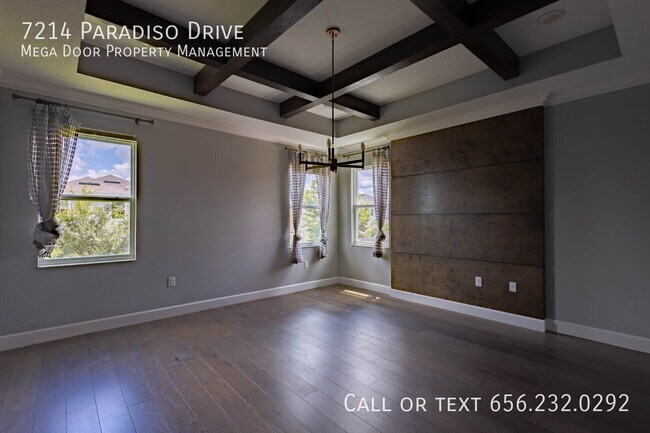 Building Photo - 7214 Paradiso Dr