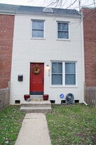 Building Photo - 3714 Edison St