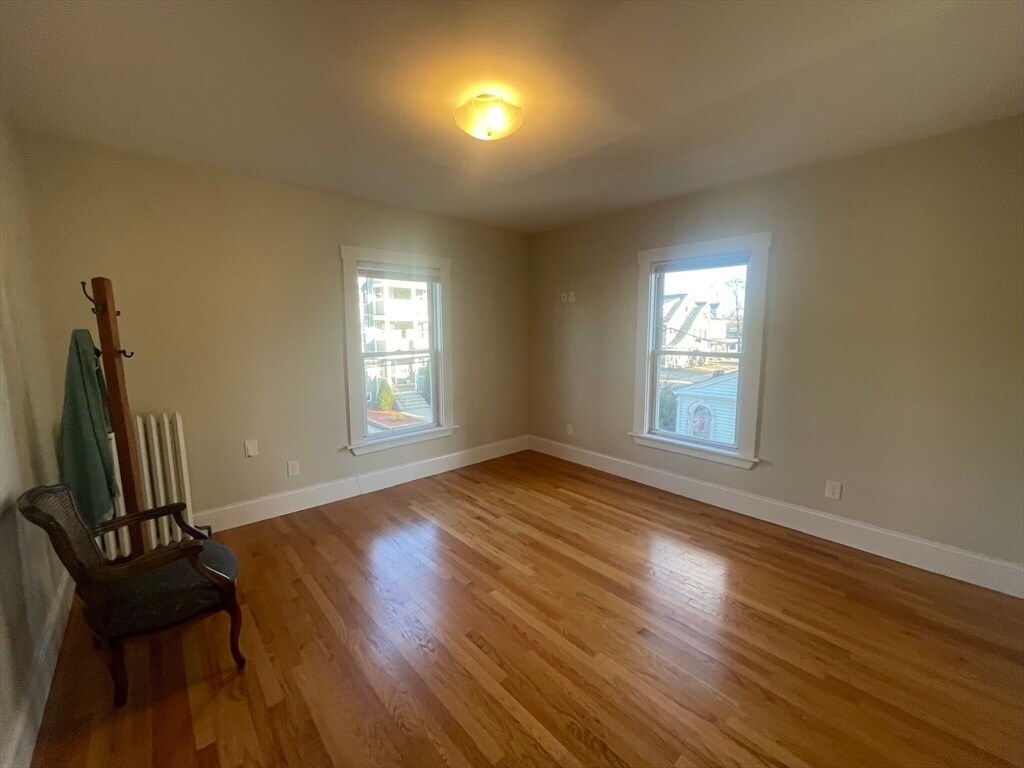 Building Photo - 22 Mansfield St