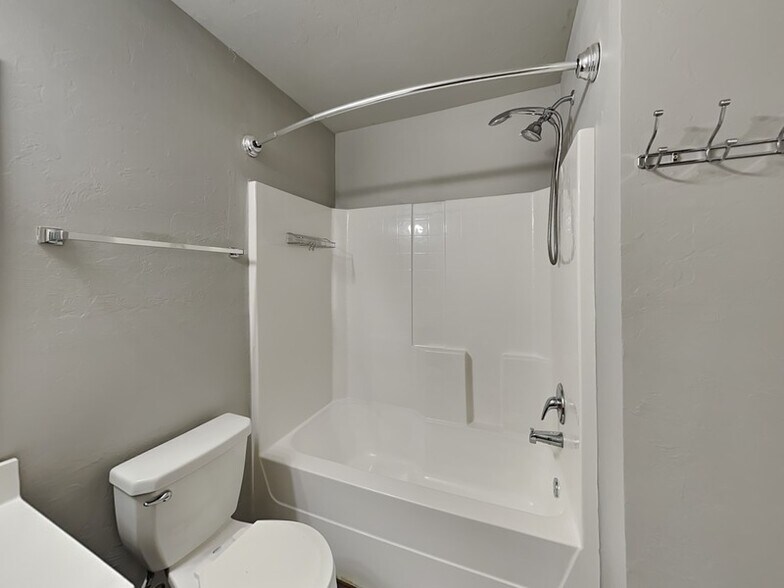 Building Photo - 11709 NW 134th St