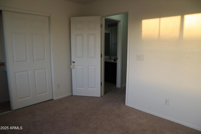 Building Photo - 35161 N Bandolier Dr