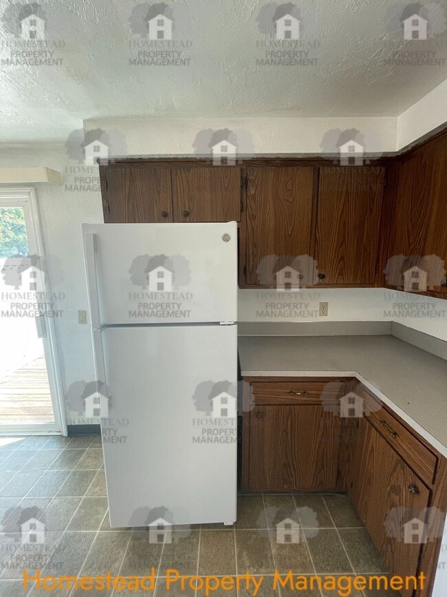 Building Photo - 2691-2693 18th Ave SE