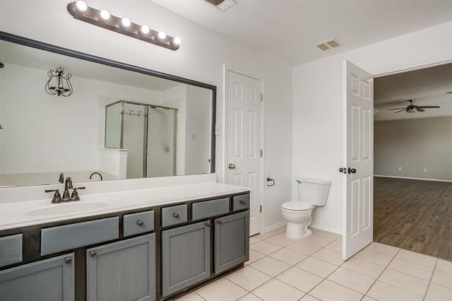 Building Photo - 10633 Lipan Trail