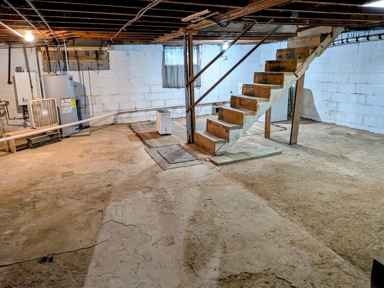 Building Photo - 307 Austin Ave