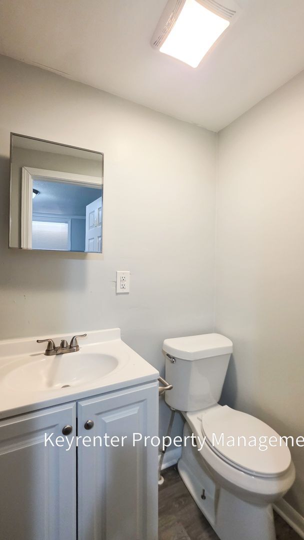 Building Photo - 4 Bedroom 3 Bath for rent
