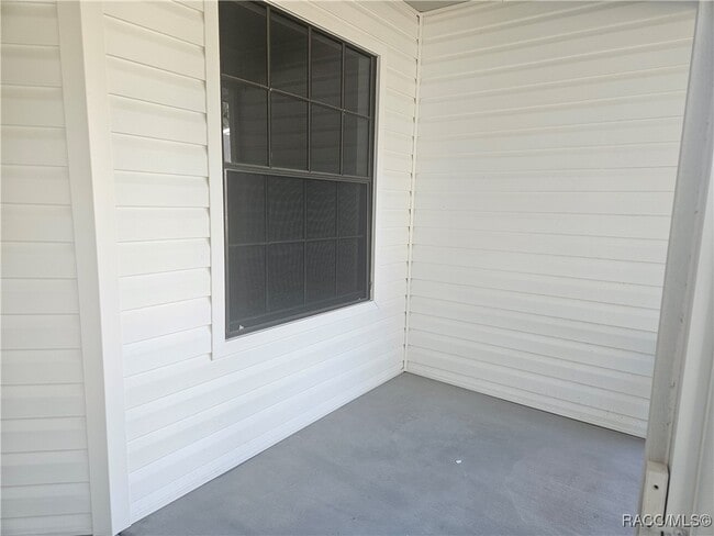 Building Photo - 2320 N Hendry Point