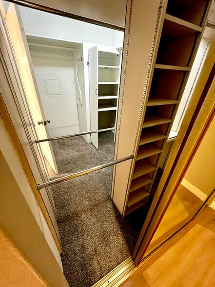 Primary closet storage - 6824 Hyde Park Dr