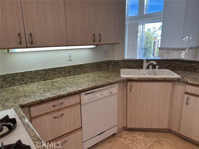 Building Photo - 23106 Port Antonio Way