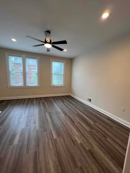 Building Photo - 521 Avery St