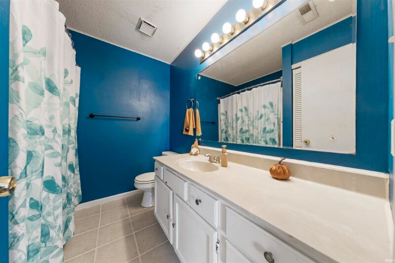 Building Photo - 5928 Crossfield Dr