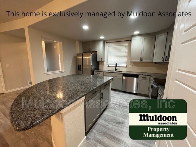 Building Photo - 6551 Mustang Rim Dr
