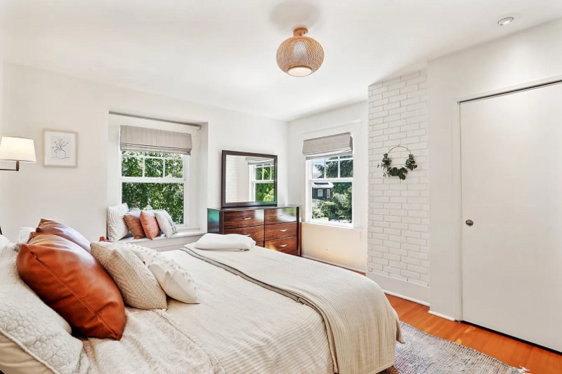 Building Photo - 2631 46th Ave SW