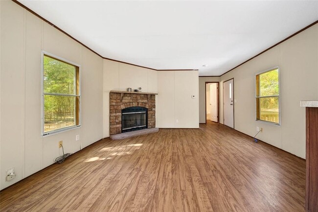 Building Photo - 204 Morris Ln