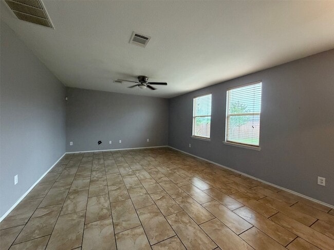 Building Photo - 4600 Mountain Oak St