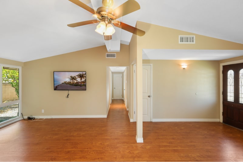 Building Photo - 526 N Emerald Dr