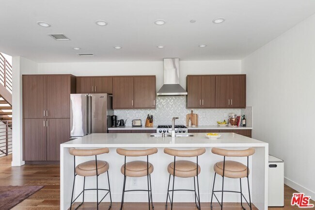 Building Photo - 1902 Liberty Ct