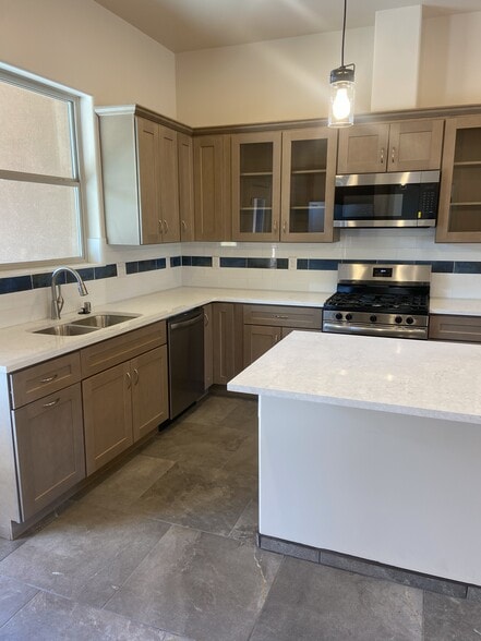 Building Photo - 1011 Wiley Ave