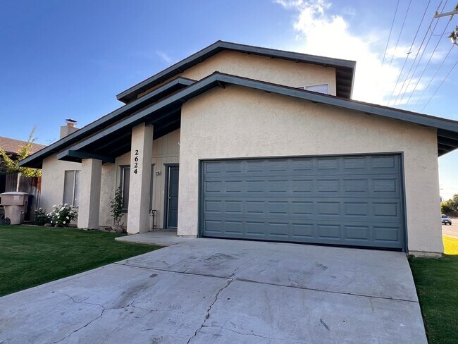 Building Photo - mg2624