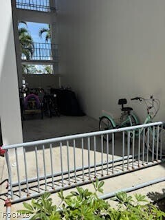 Building Photo - 1700 Pine Valley Dr