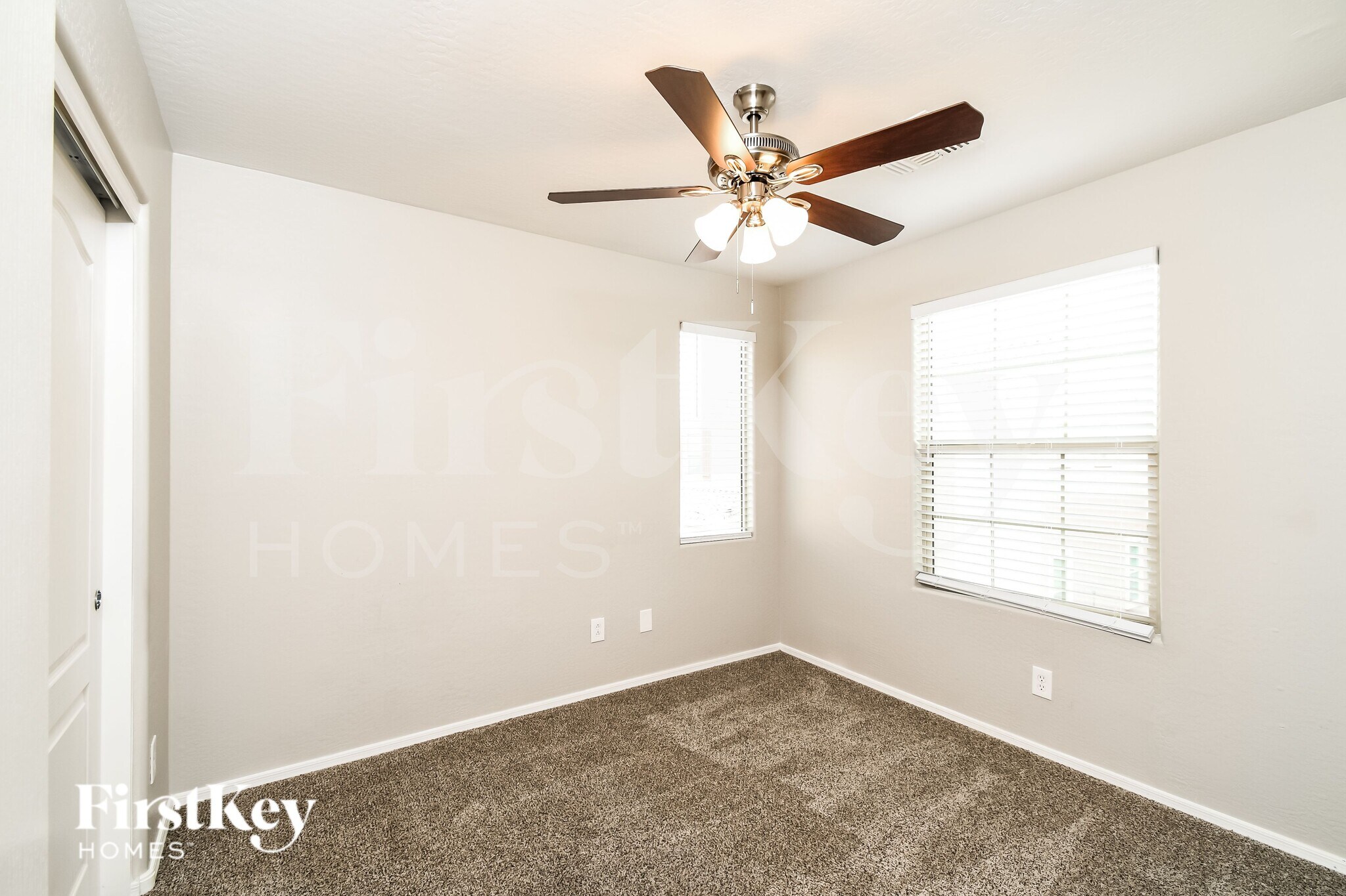 Building Photo - 3531 E Erie St