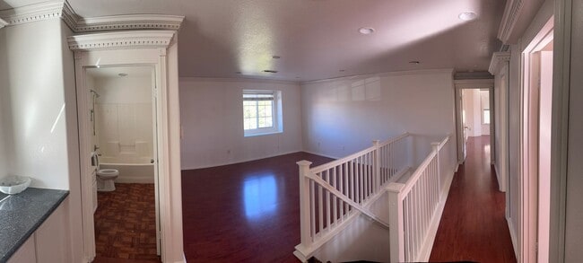 Building Photo - Beauty in the Details - 3 Bedroom / 2.5 Bathroom Home in Perris