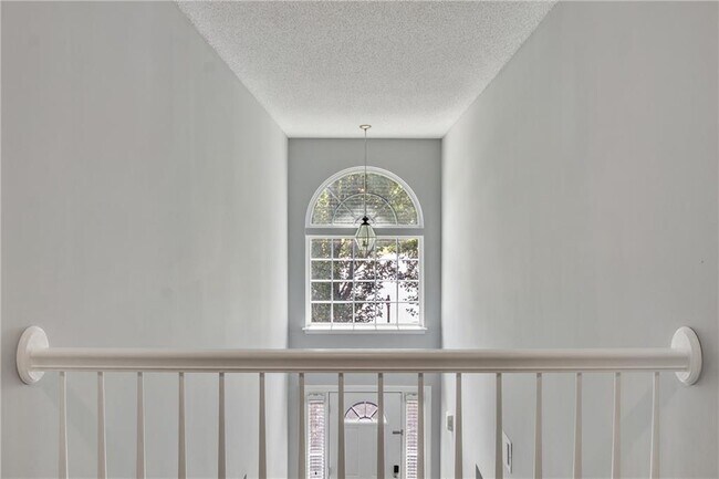 Building Photo - 4240 N Braves Cir