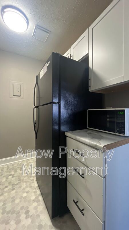 Building Photo - 1215 E Street-8