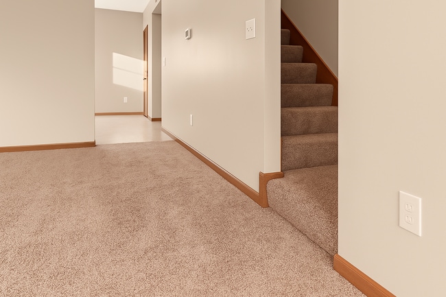 Building Photo - Modern Comfort & Space