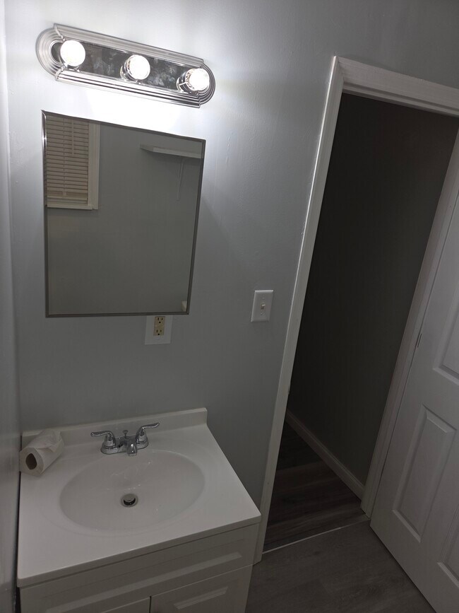 Building Photo - 2401 41st St