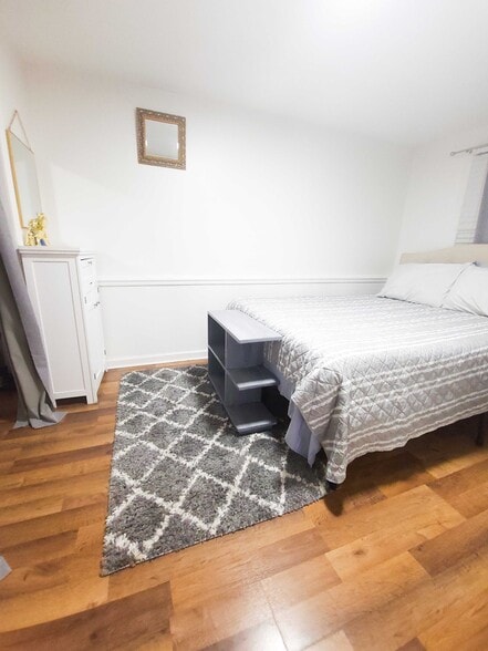 Building Photo - 2359 Iroquois Trl