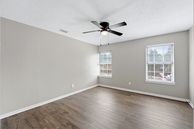 Building Photo - 20222 Prince Creek Dr