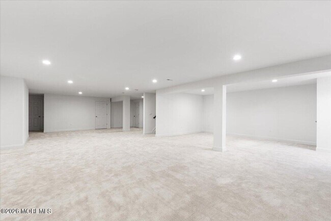 Building Photo - 9 Foulks Ter