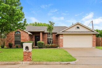 Building Photo - 508 Pleasant Valley Dr