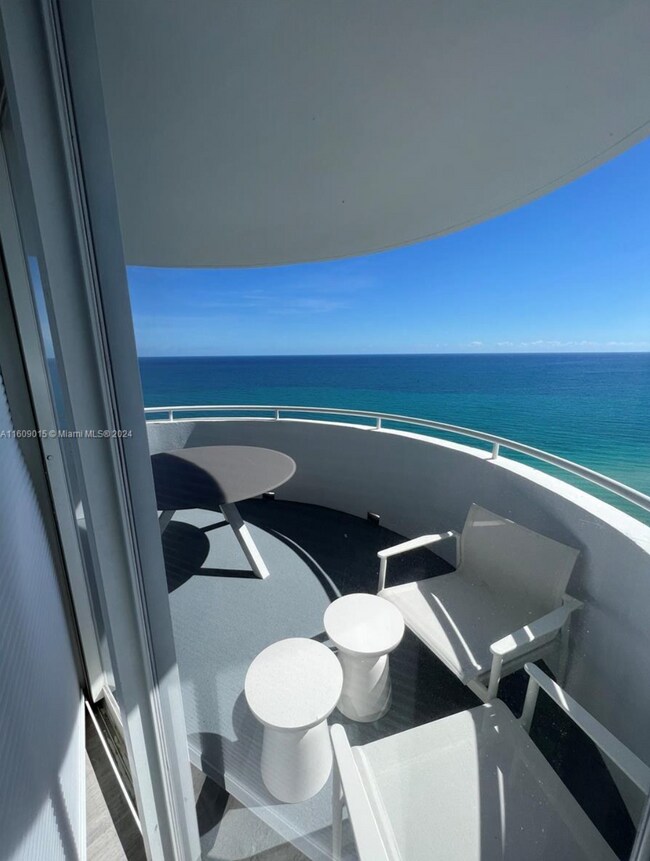 Building Photo - 6301 Collins Ave