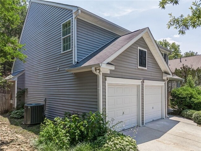 Building Photo - 132 Diamond Ridge Ave