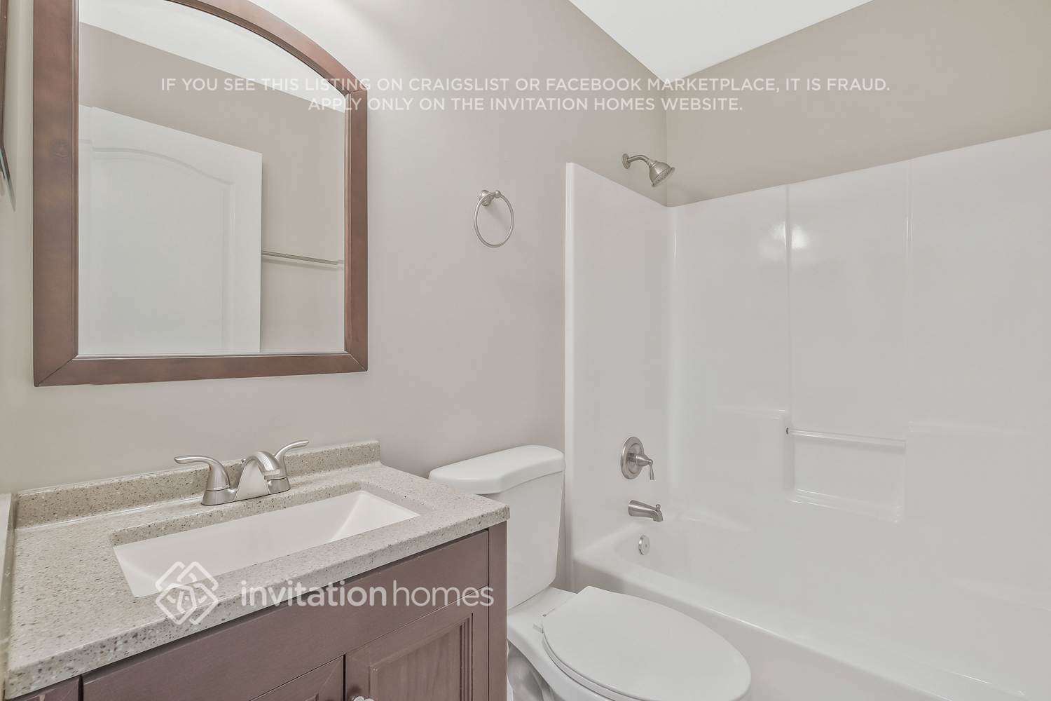 Building Photo - 390 Turtle Dove Dr