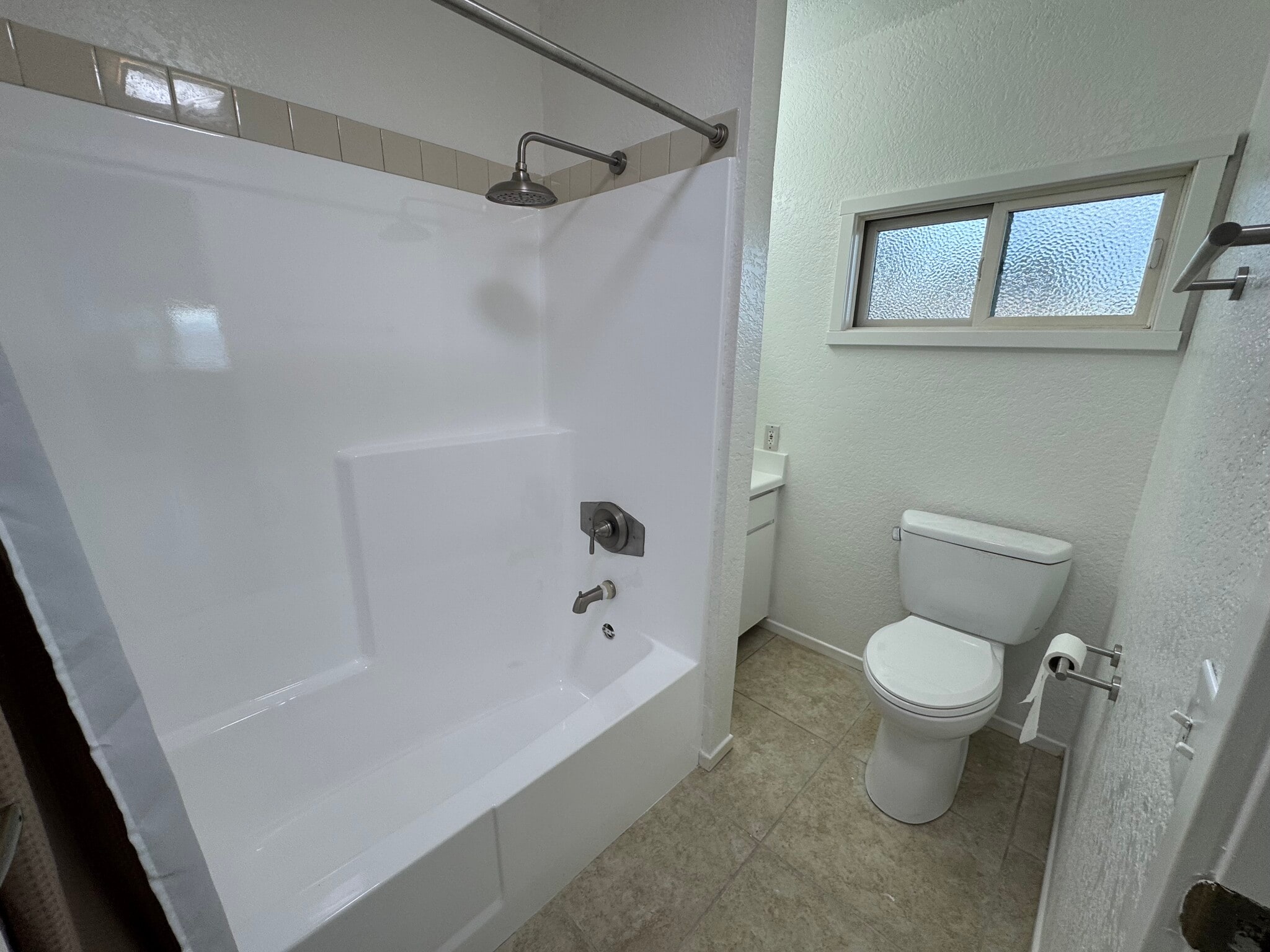 Building Photo - 3302 Martinez St