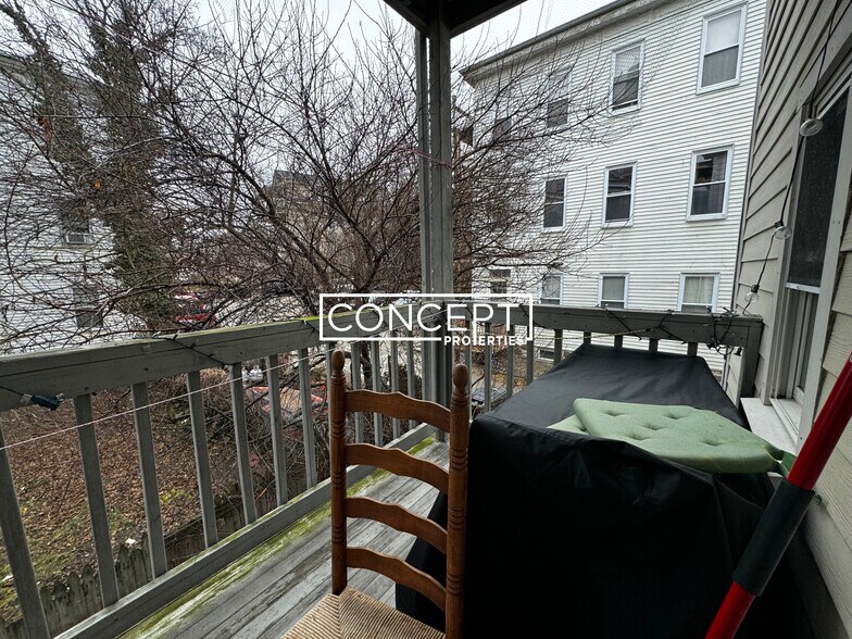 Building Photo - 14 Parker Hill Ave