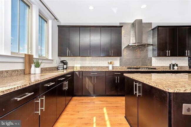 Building Photo - 9112 Kenway Ln