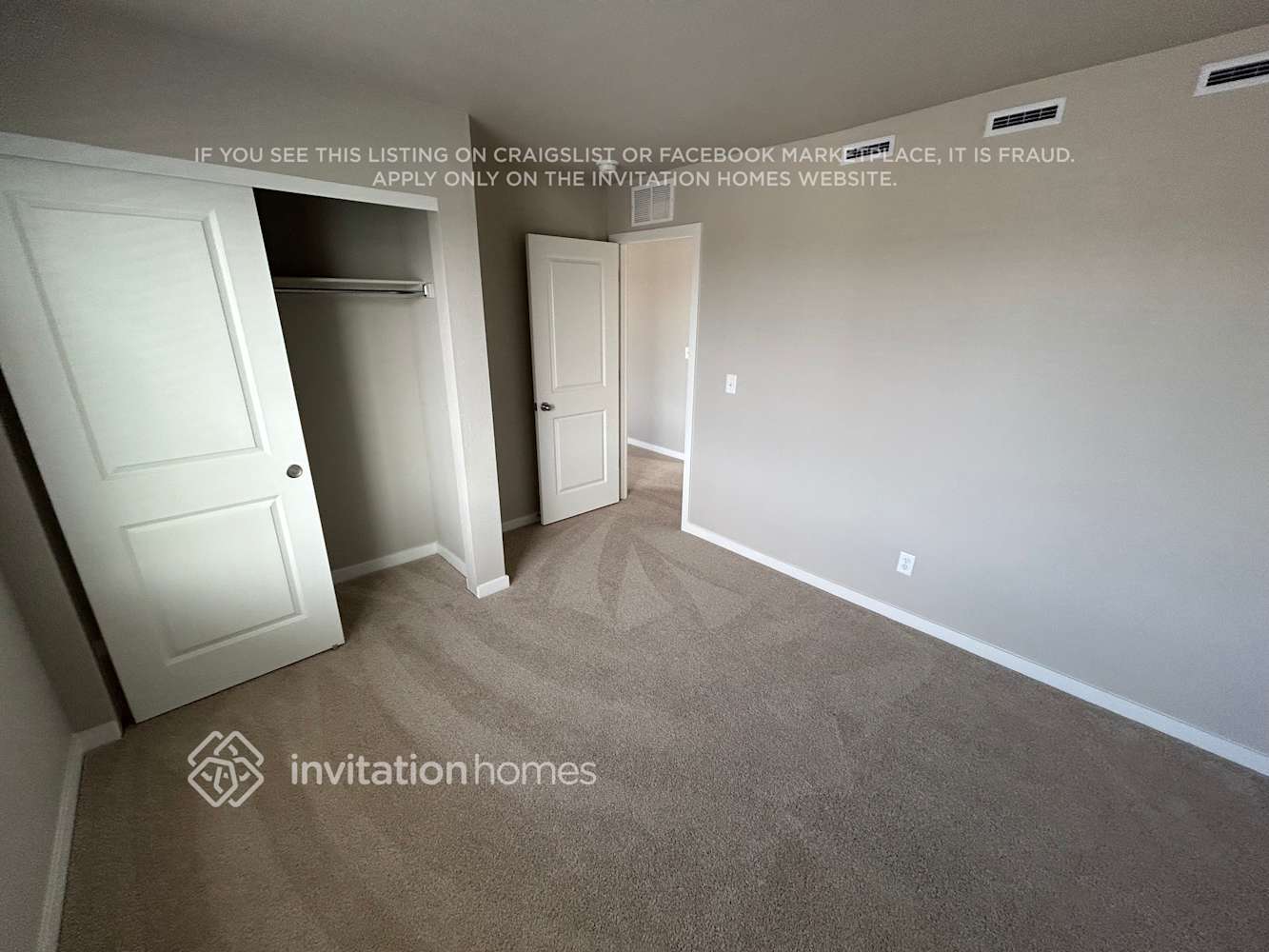 Building Photo - 970 Cascade Falls St